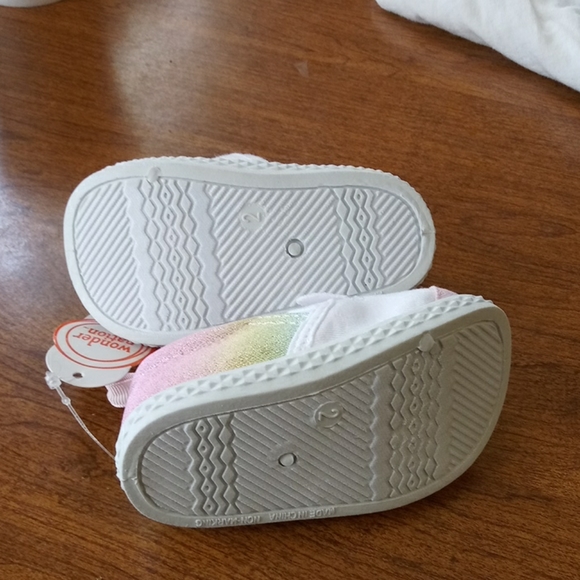 Unicorn girls toddler shoes size 2 - Picture 6 of 6